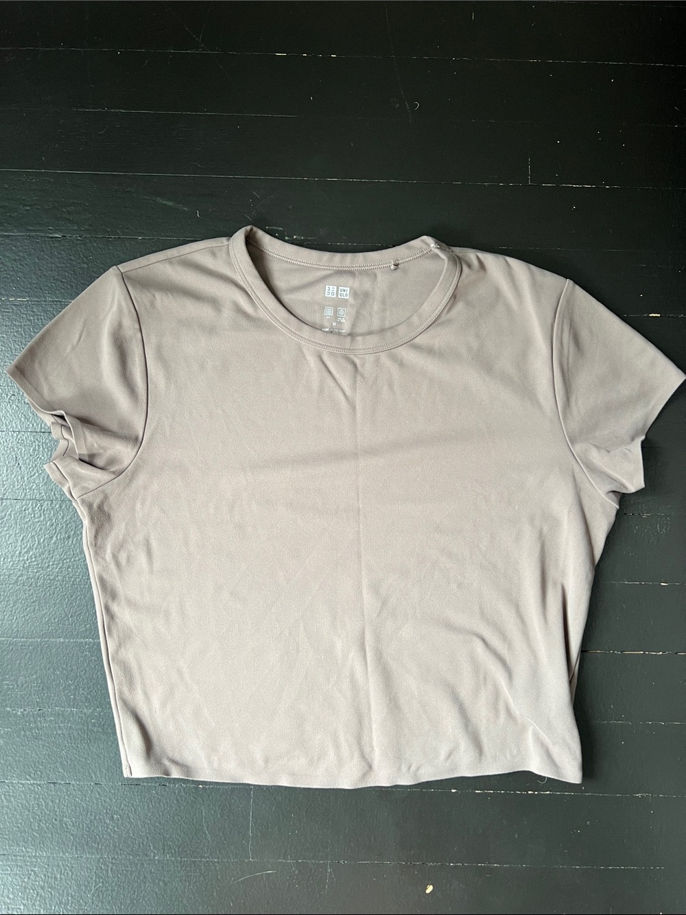 Uniqlo Taupe Crew Neck Short Sleeve Tee